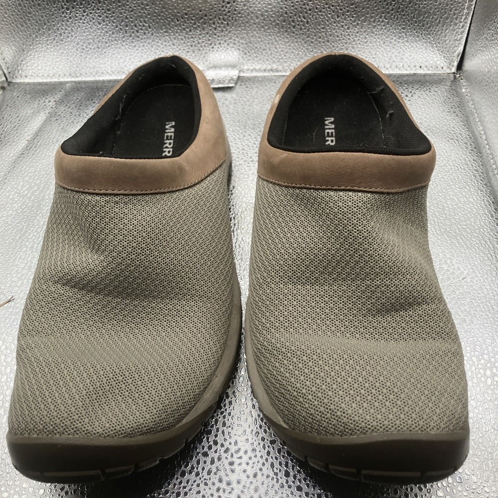 Merrell Encore Breeze Women's  Size  9 Slide Ons